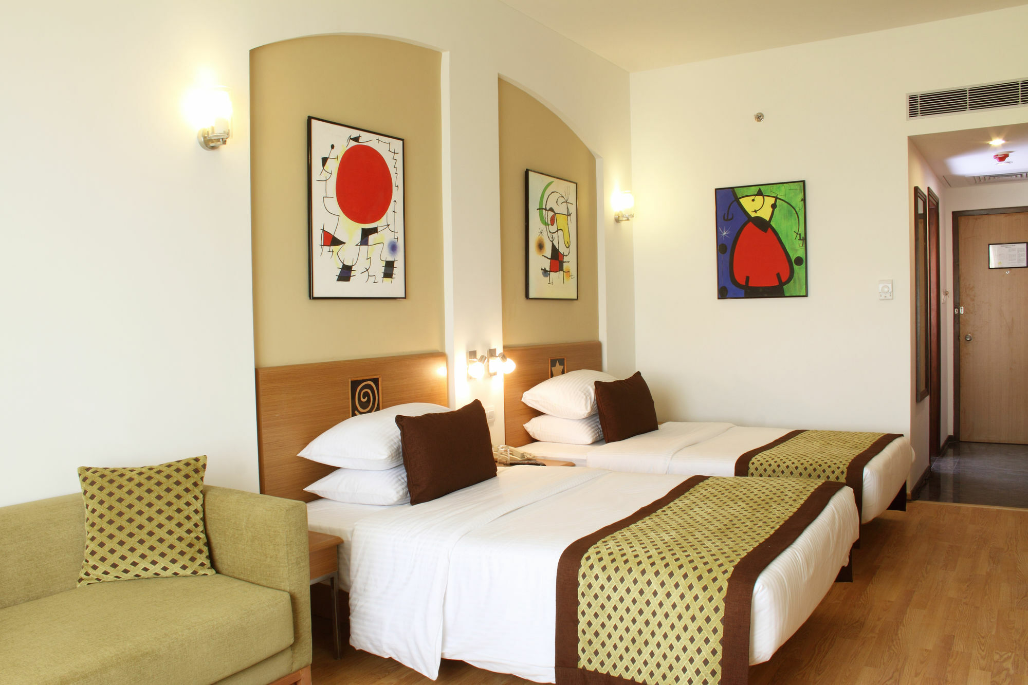 Lemon Tree Hotel Electronics City Kammasandra Zimmer foto